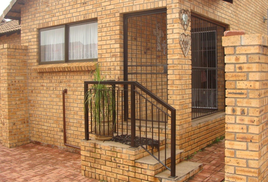 2 Bedroom Property for Sale in Koster North West